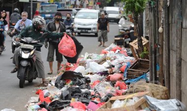 Membuang Sampah Sembarangan Bisa Menjadi Dosa Jariyah !!!