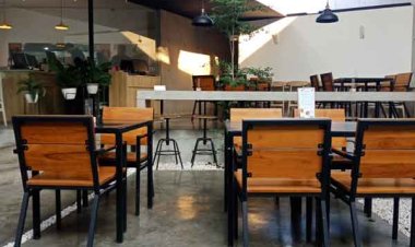 Ngafe Setiap Weekend, Sedekah Tiap Minggu Dilupakan ?