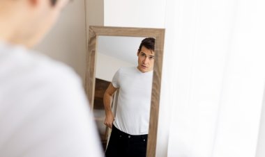 Doa Bercermin, Agar Wajah Terlihat Bercahaya