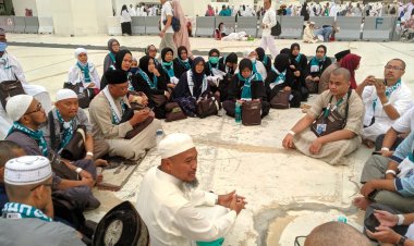 Jangan Sampai Ketinggalan! Daftar Paket Umroh Terbaik 2025 dari Umi Travel: Pengalaman Spiritual Tak Terlupakan