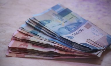 Seputar Gaji : Perbedaan UMR, UMP, dan UMK