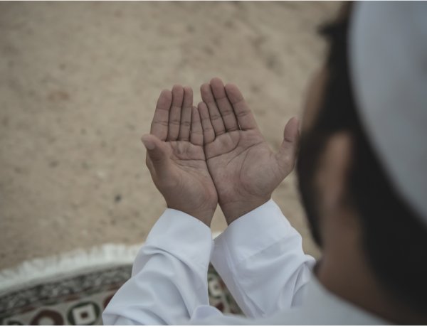 Doa Agar Nikmat Tidak Hilang dan Musibah Tidak Datang Secara Mendadak